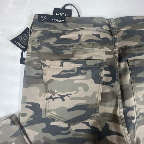 NWT Liverpool Los Angeles Camo Skinny Pants – W/ Sequin Strip Women's Size 12/31 - Picture 16 of 16